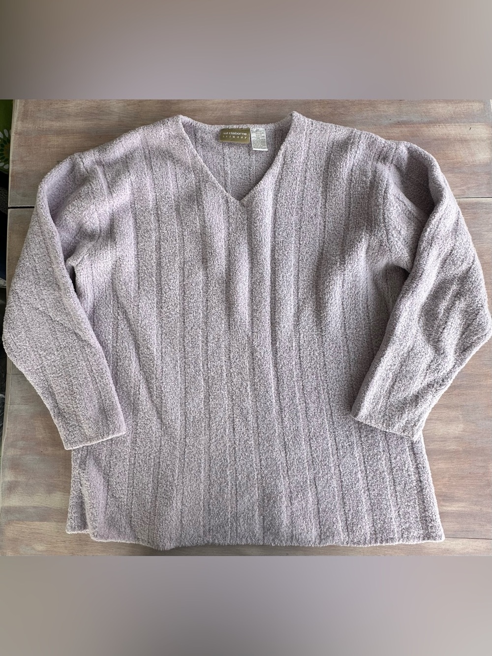 Liz Claiborne Soft Vintage Lavender V-Neck Cozy Knit Sweater M